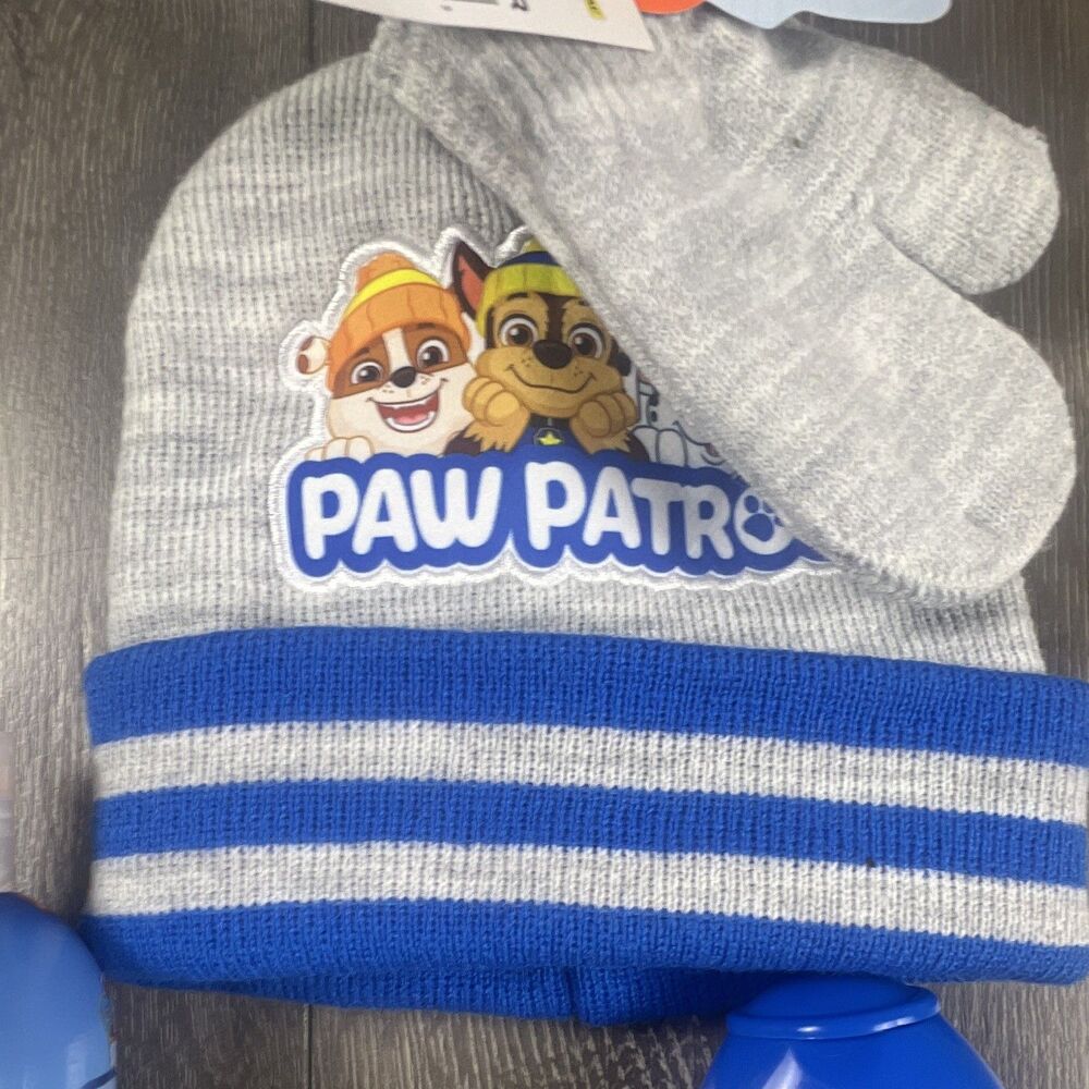 PAW Patrol 2-in-1 Shampoo Set Bubble Bath 16 fl oz, cup w hat and mittens - Picture 9 of 10